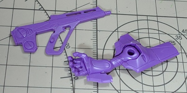 武器を持たせるときの説明写真
