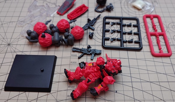 全てのパーツを取り出した写真