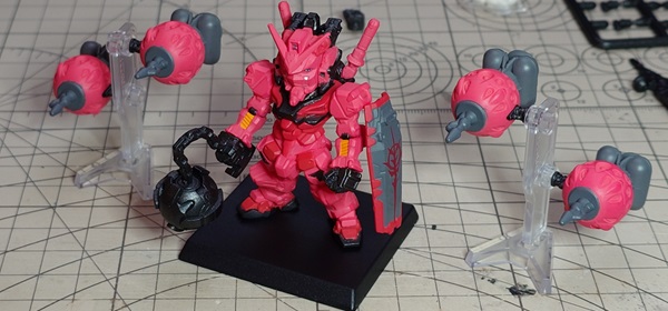 ビットを4個すべてスタンドに取り付けた写真